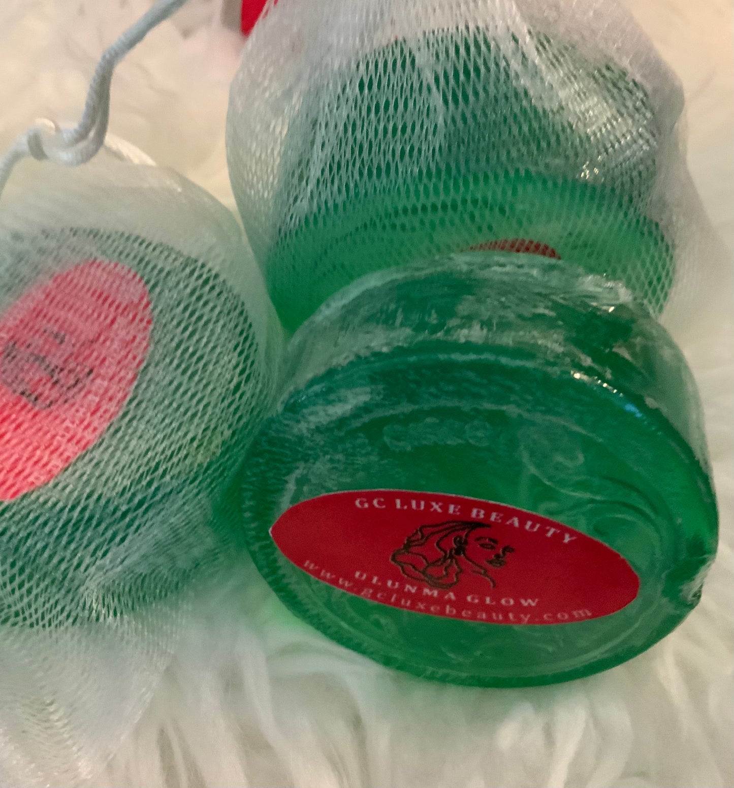 ALOE VERA& HYALURONIC ACID ESSENCE SOAP